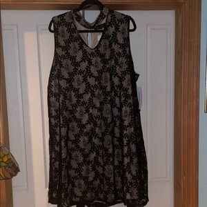 Perceptions Black and Cream Floral Lace Dress